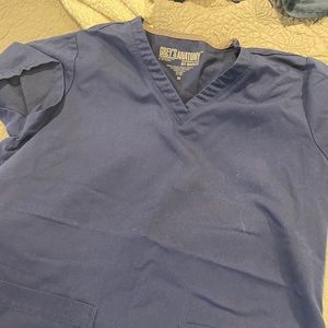Medium greys anatomy scrub top